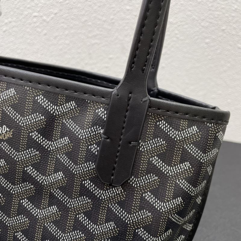 Goyard Shopping Bags